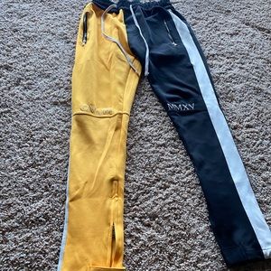 Men’s multi color pants, stretch, workout size 32